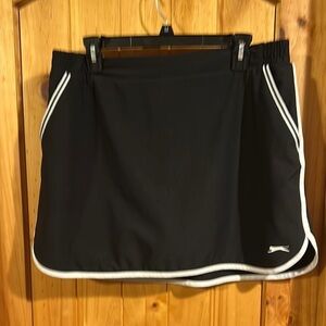 Slazenger Black and White Golf Skorts Athletic Performance